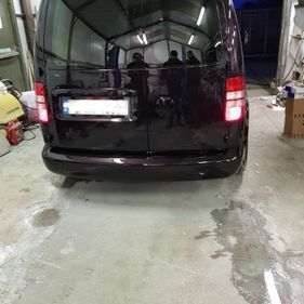 Back view of a resprayed vehicle